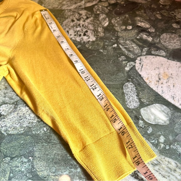 Ellen Tracy Cardigan Scoop Neck Yellow Gold Sweater Size XL - Picture 10 of 12